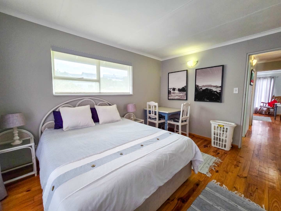 4 Bedroom Property for Sale in Stilbaai Wes Western Cape